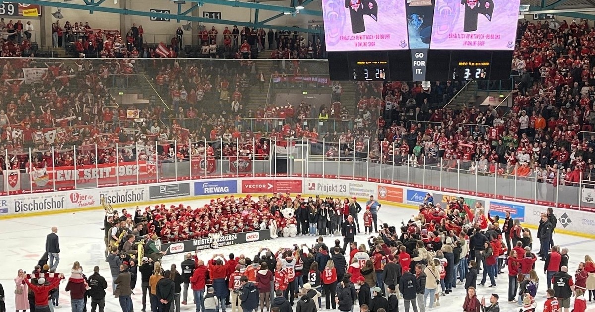 Eisbären Regensburg gewinnen gegen Kassel und sind jetzt DEL2 Meister